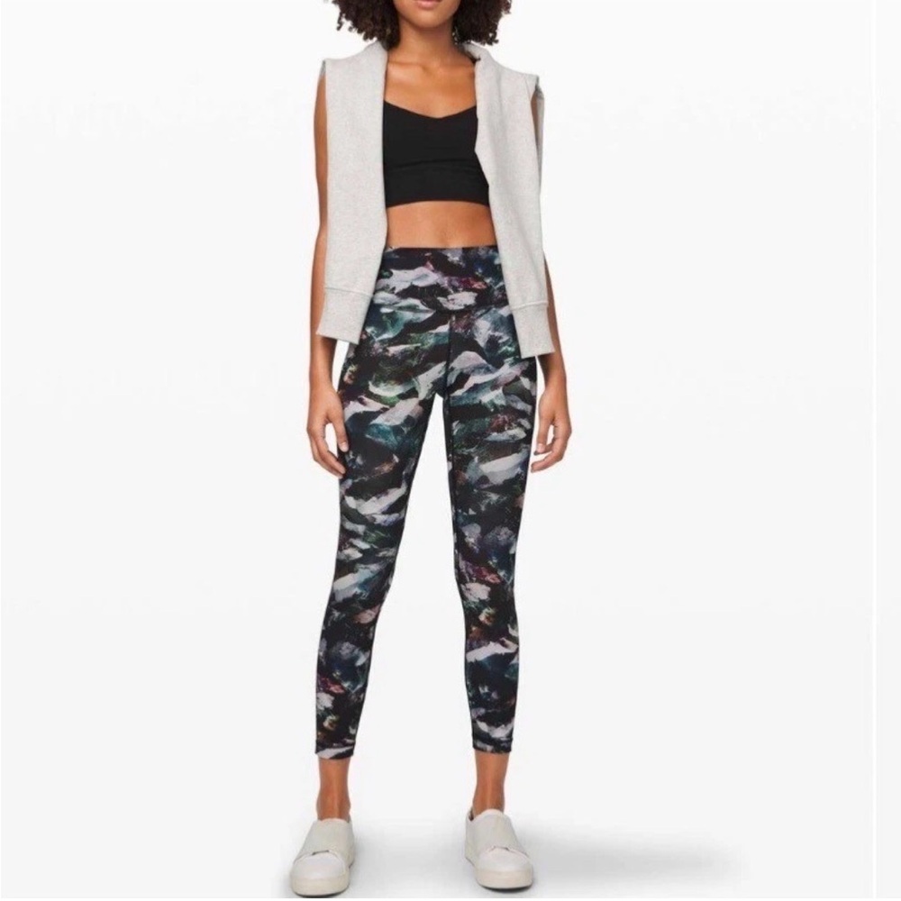Lulu Lemon Wunder Under High-Rise Tight 25" Glacier Camo Starlight Multi size 4